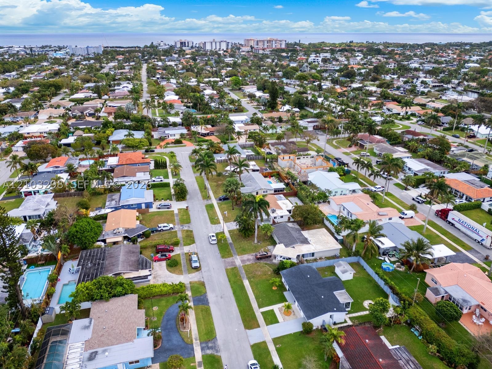 912 SE 16th Pl, Deerfield Beach FL 33441