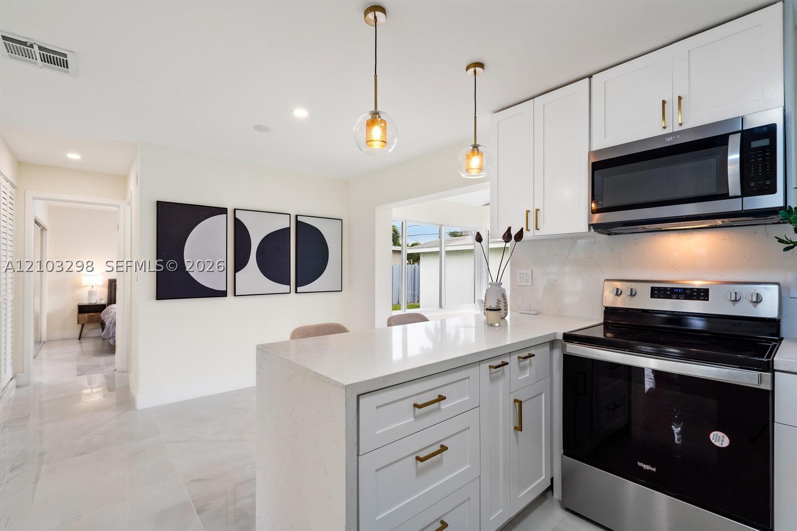 912 SE 16th Pl, Deerfield Beach FL 33441