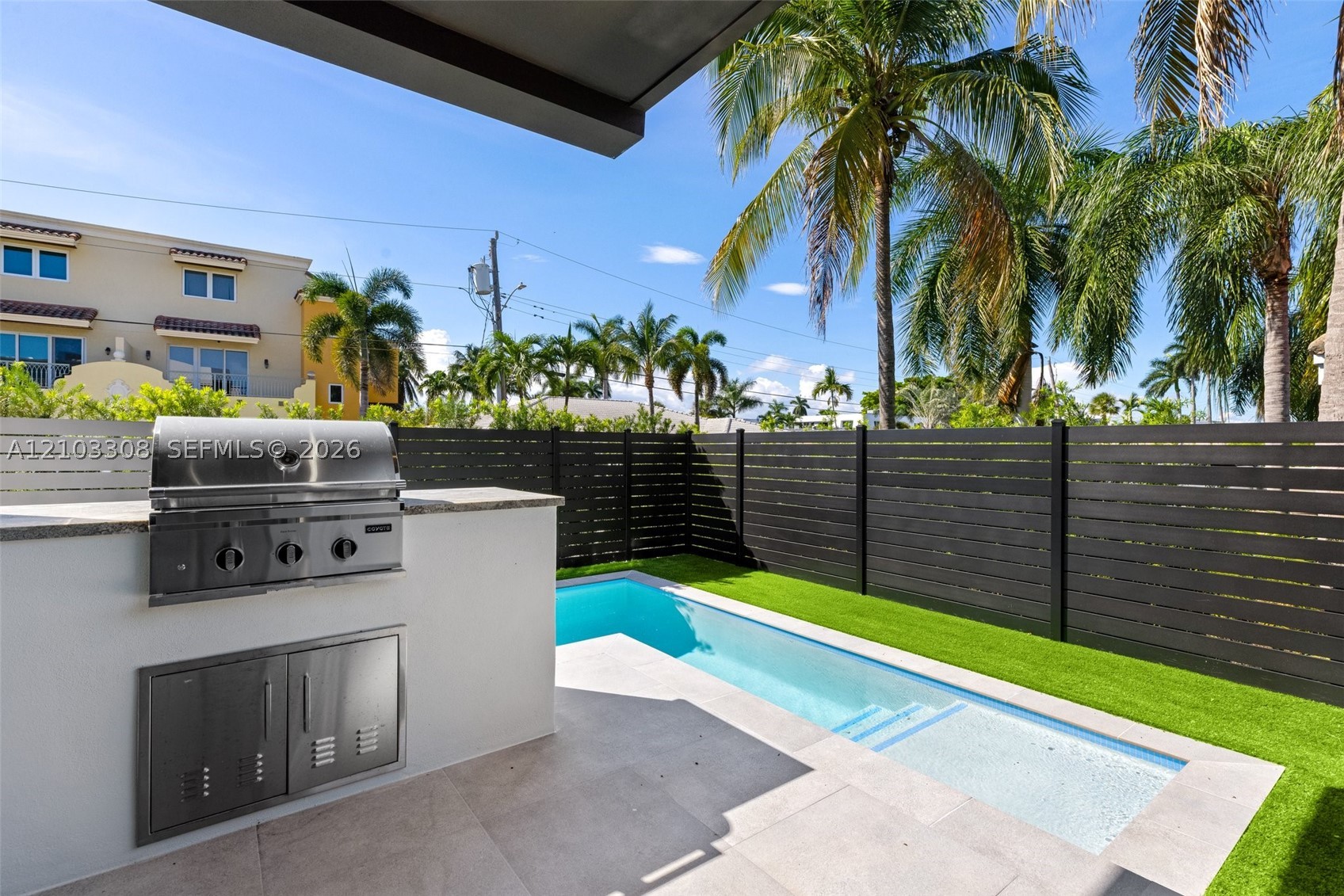 3201 NE 26th St, Fort Lauderdale FL 33305