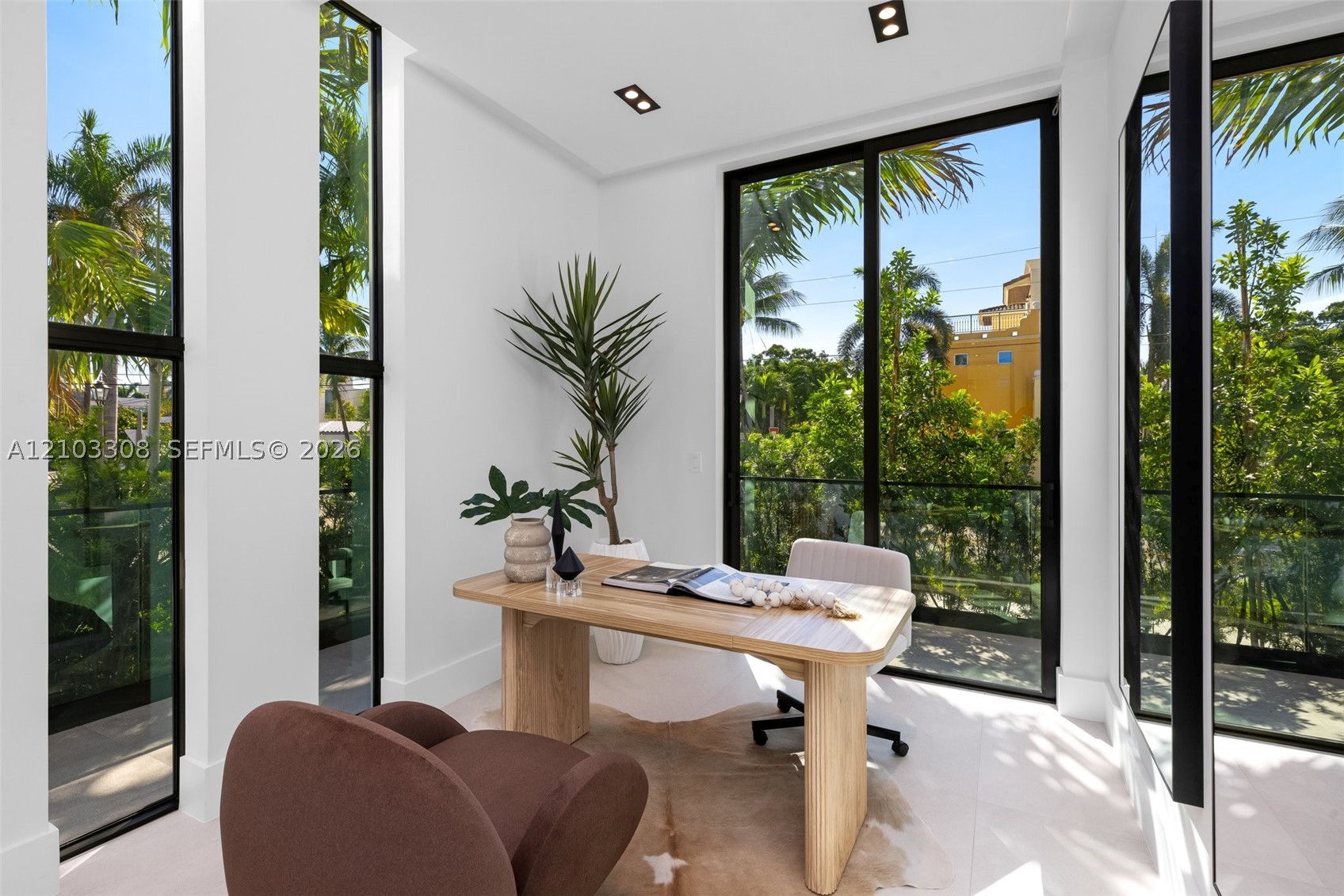 3201 NE 26th St, Fort Lauderdale FL 33305