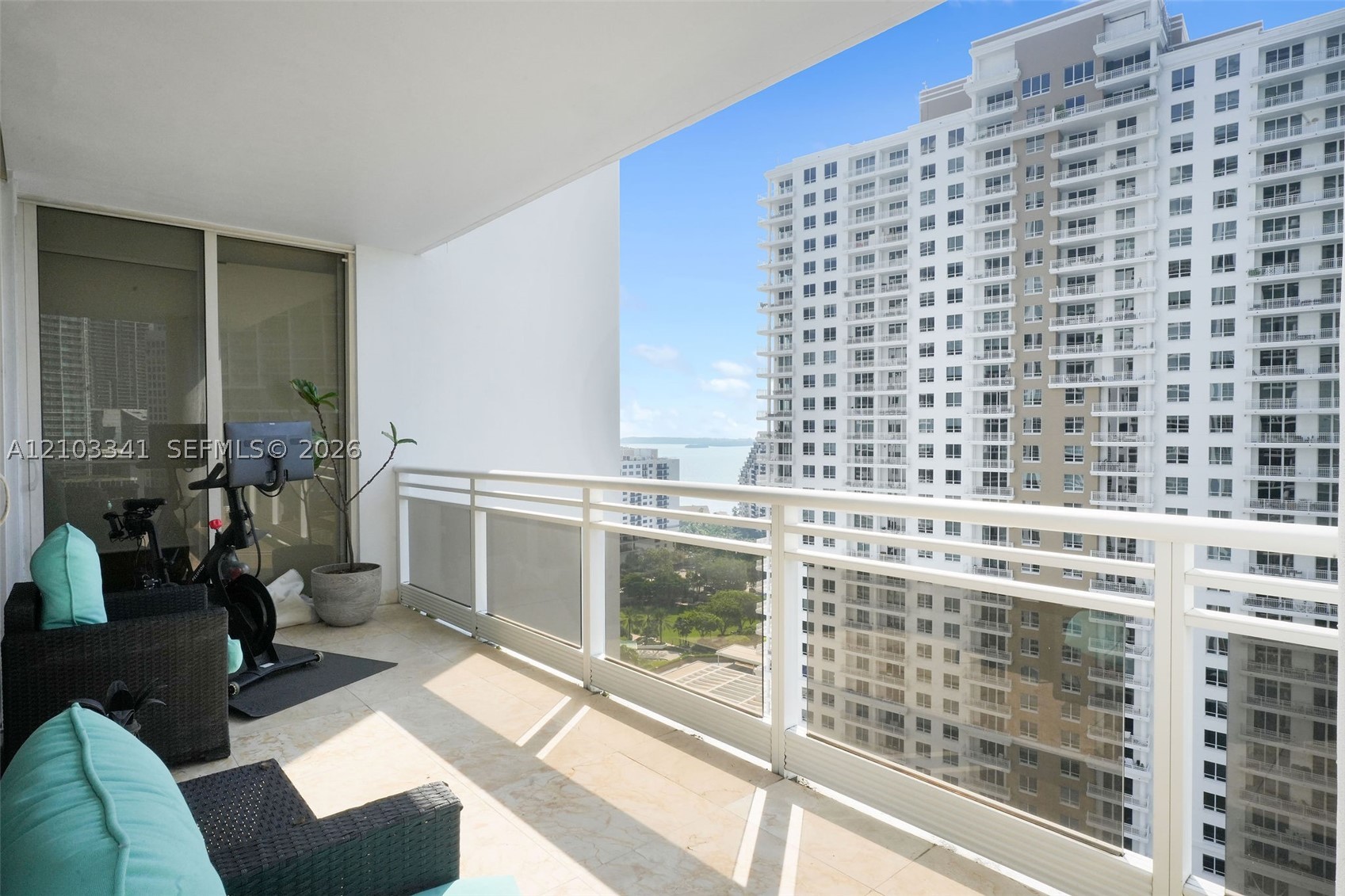 901 Brickell Key Blvd #2204, Miami FL 33131