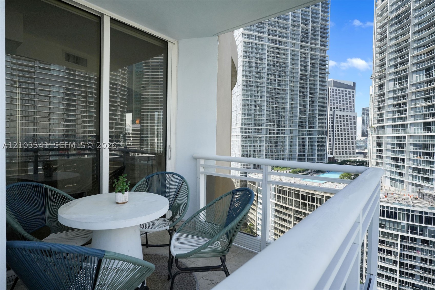 901 Brickell Key Blvd #2204, Miami FL 33131