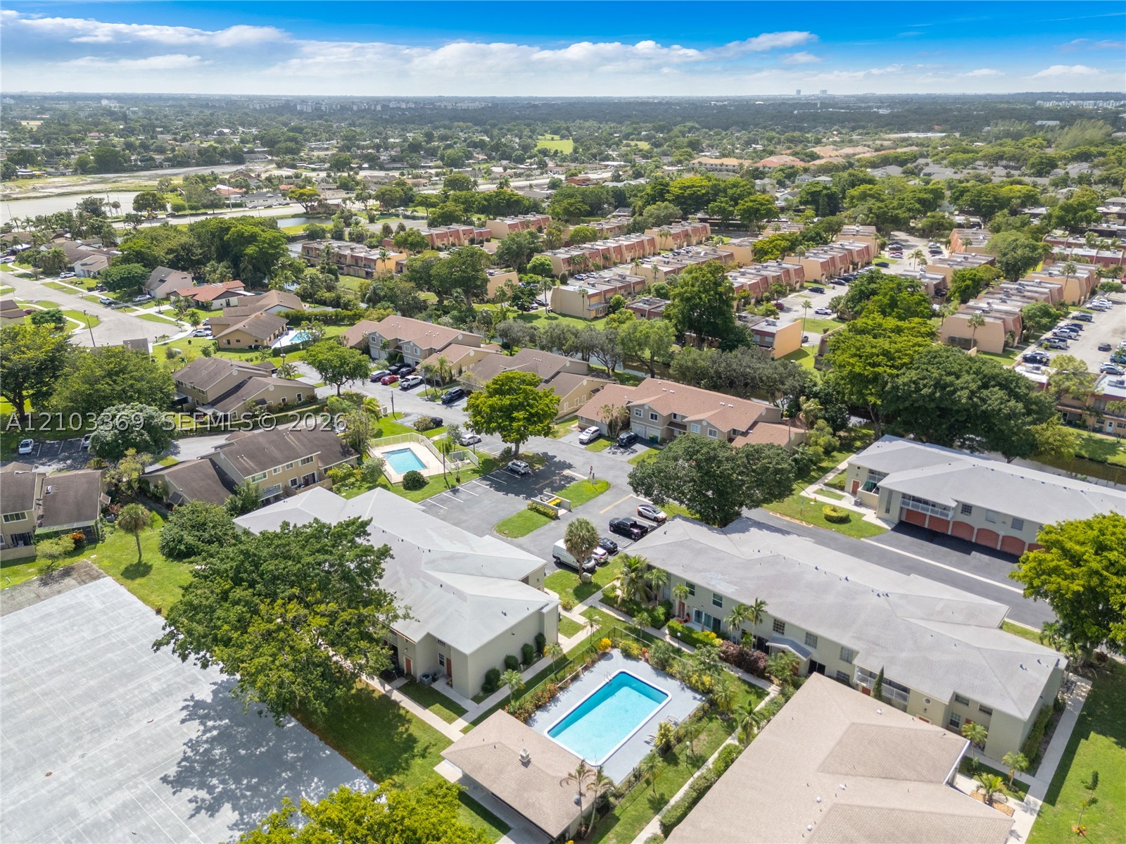 5850 NW 57th Ave #3, Tamarac FL 33319