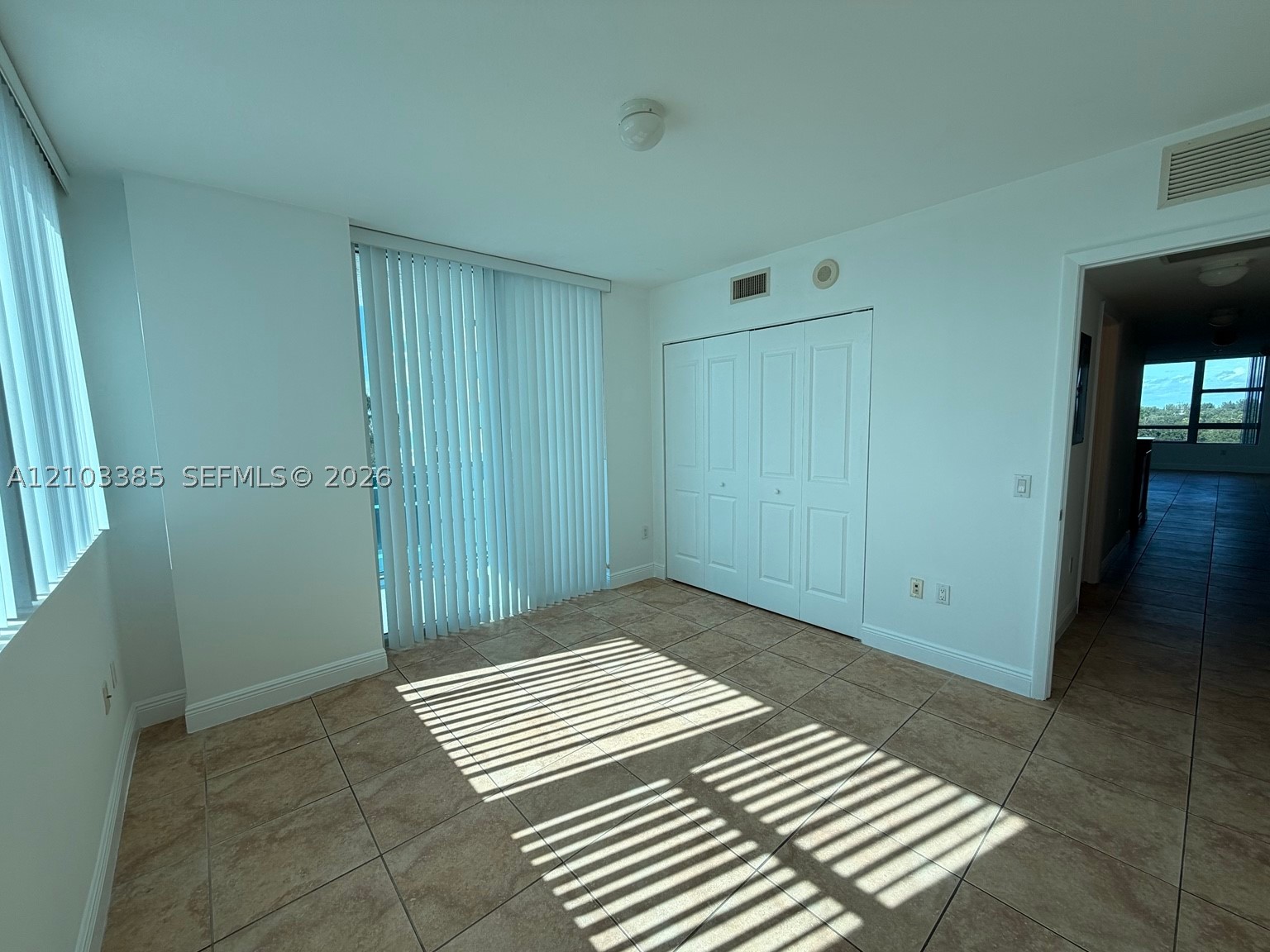 2641 N Flamingo Rd #701N, Sunrise FL 33323