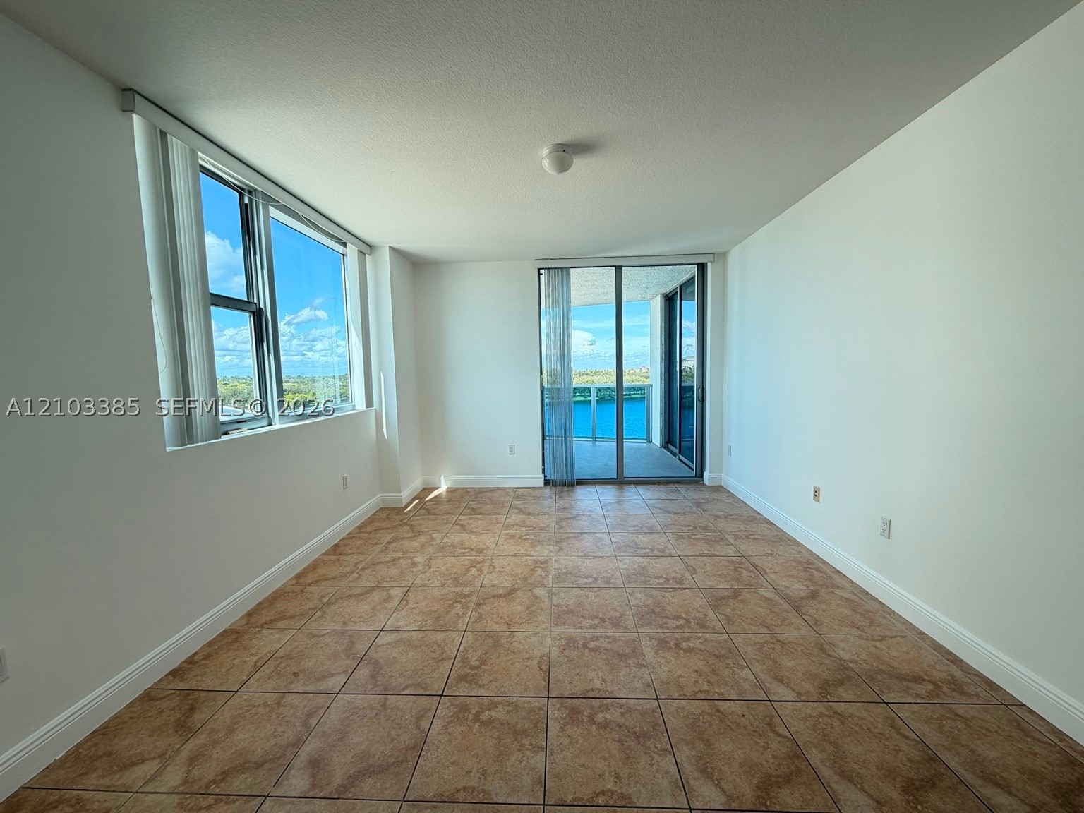 2641 N Flamingo Rd #701N, Sunrise FL 33323