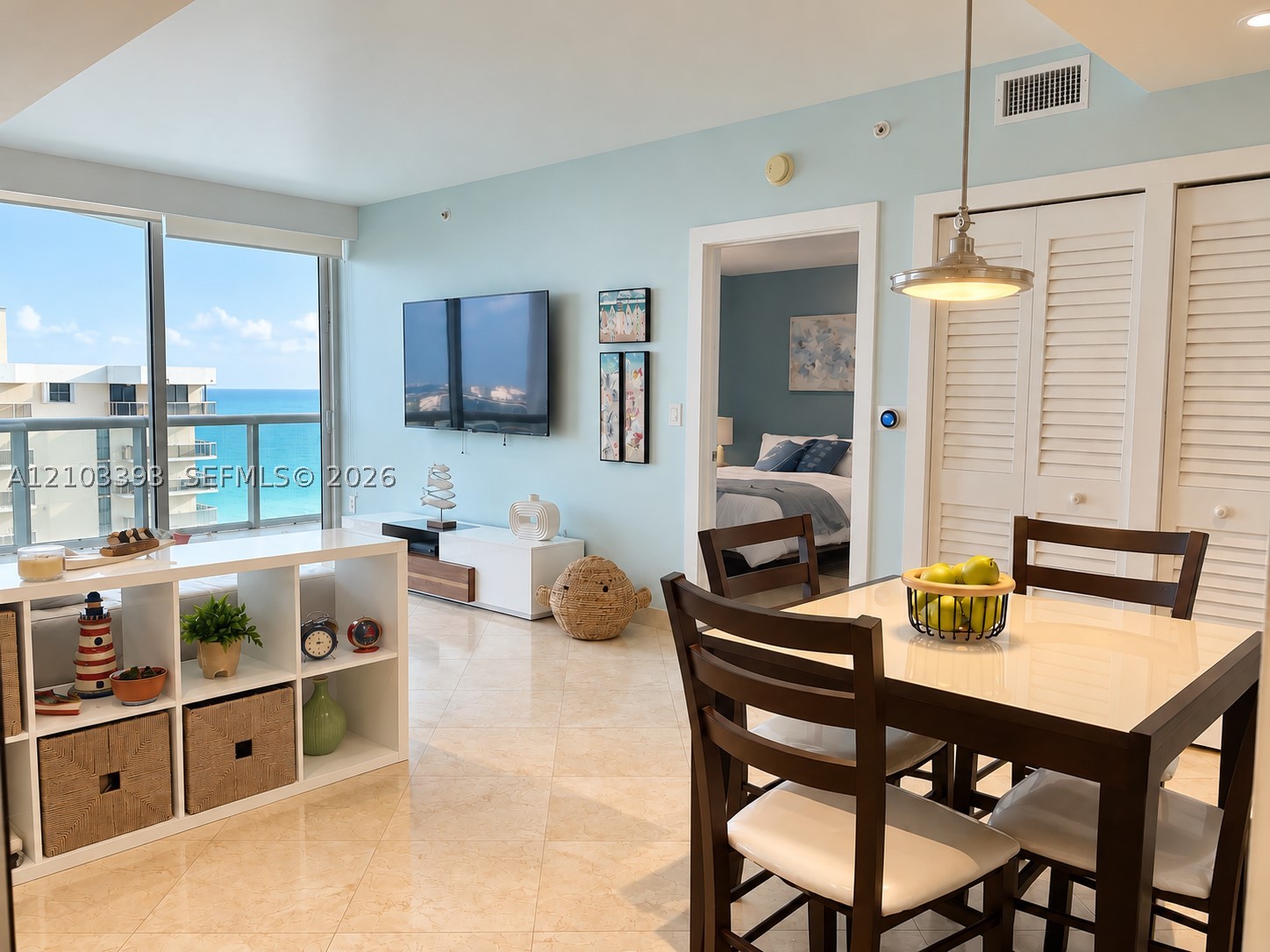 6365 Collins Ave #1809, Miami Beach FL 33141