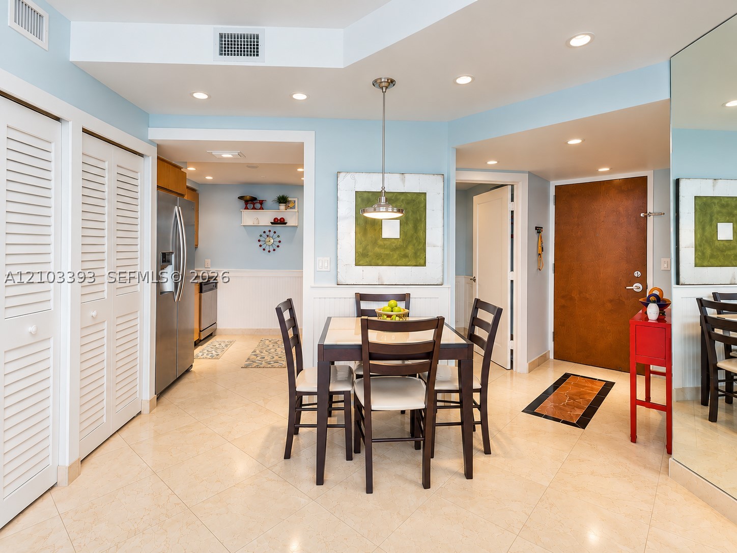 6365 Collins Ave #1809, Miami Beach FL 33141