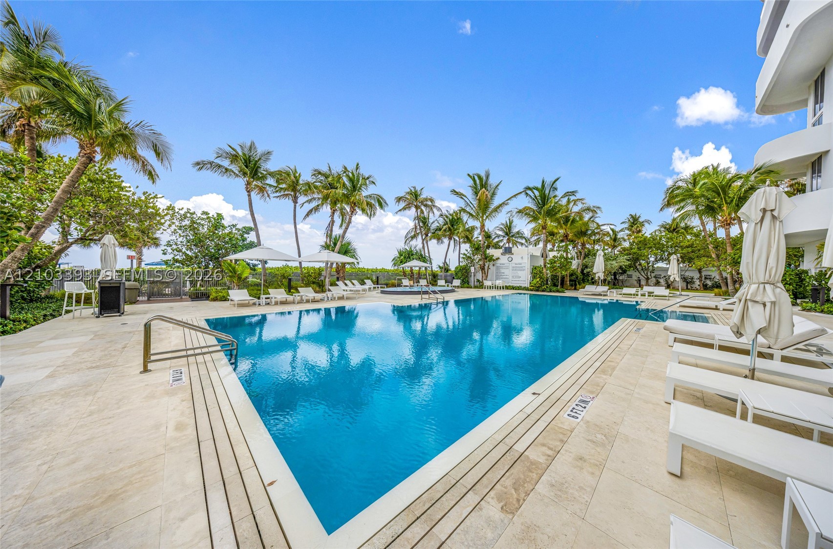6365 Collins Ave #1809, Miami Beach FL 33141