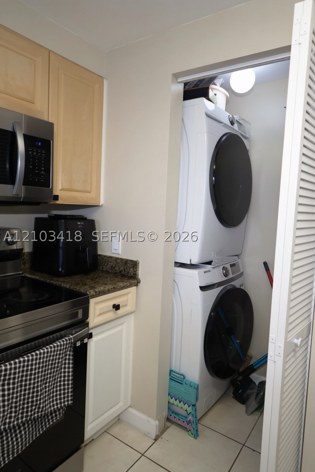 1 Glen Royal Pkwy #1004, Miami FL 33125