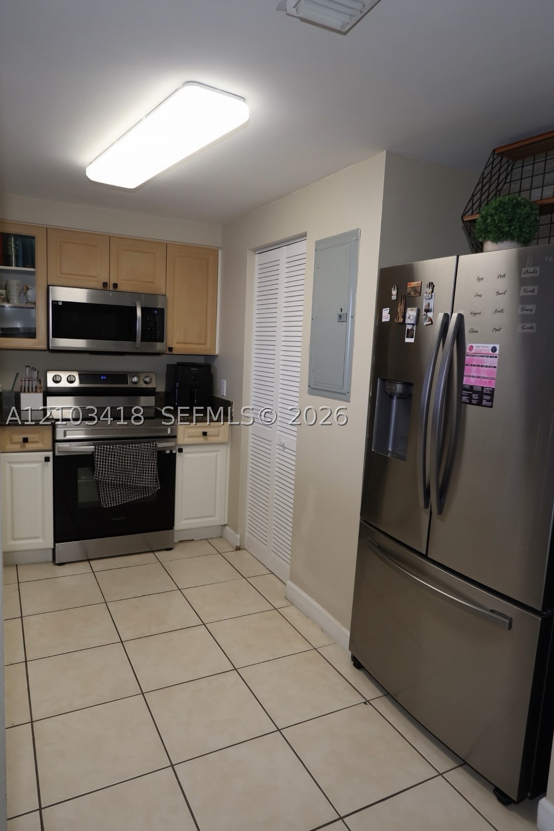 1 Glen Royal Pkwy #1004, Miami FL 33125