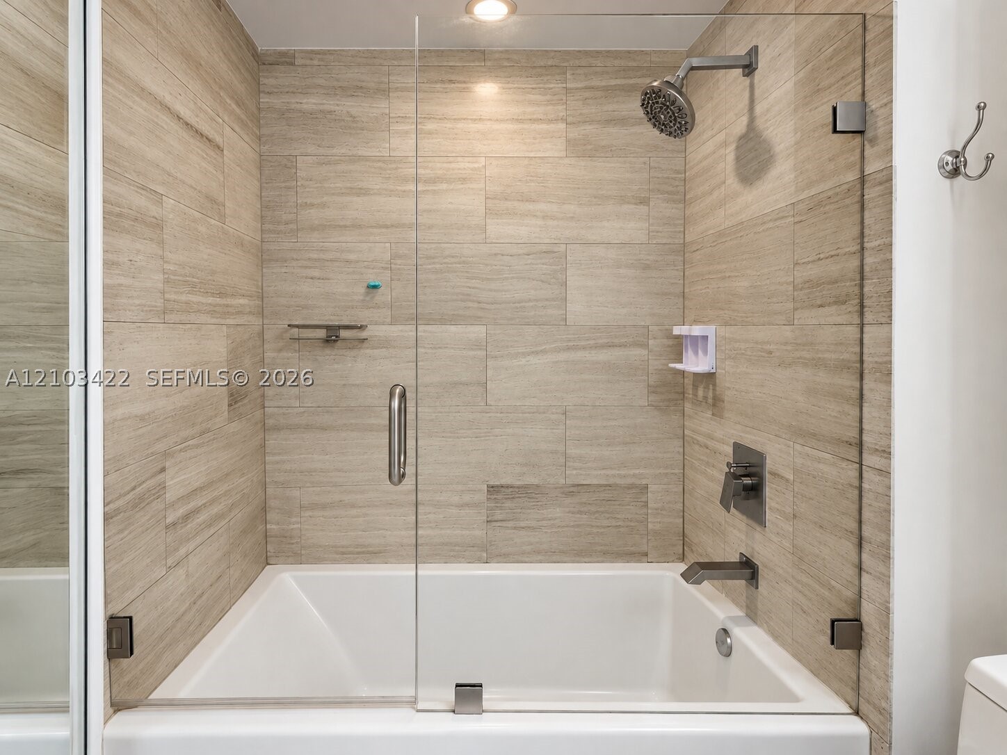 1300 Brickell Bay Dr #2112, Miami FL 33131