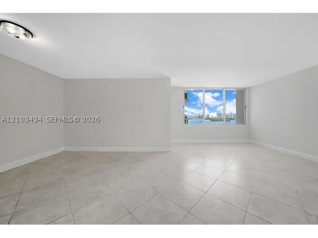 1000 West Ave #1121, Miami Beach FL 33139