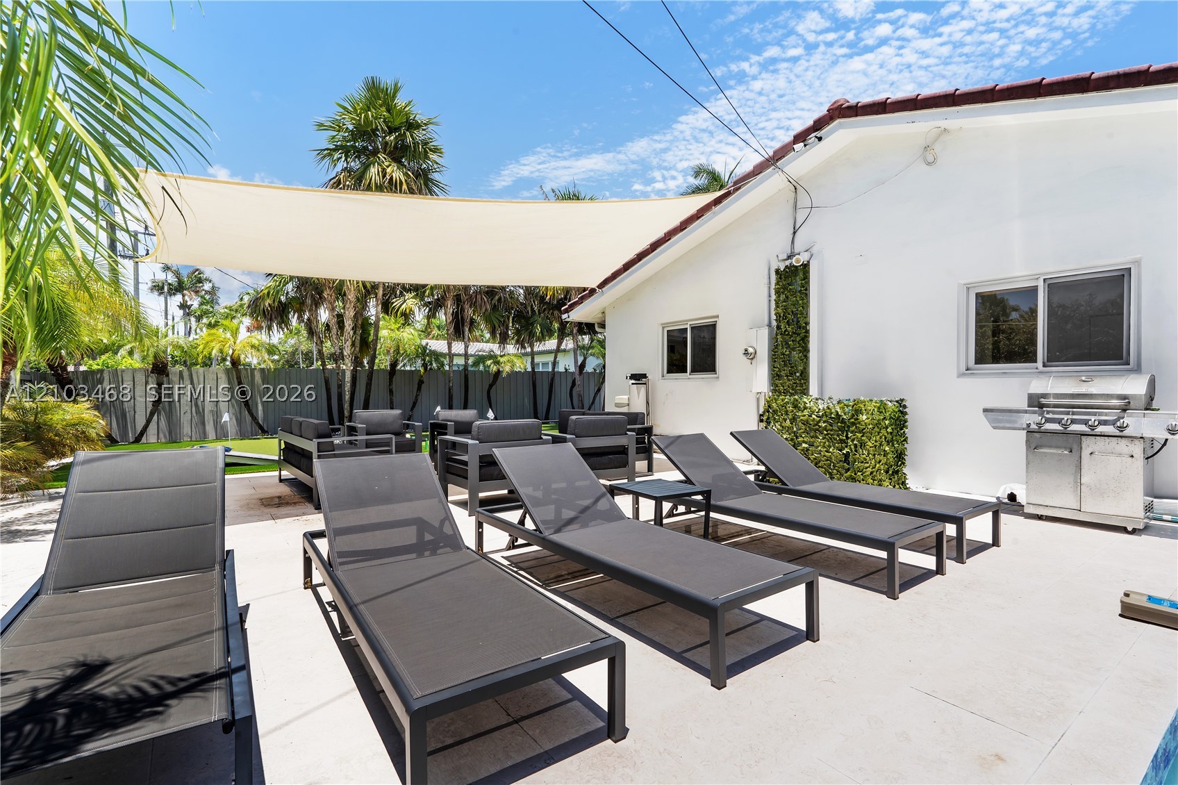 1144 Adams St, Hollywood FL 33019