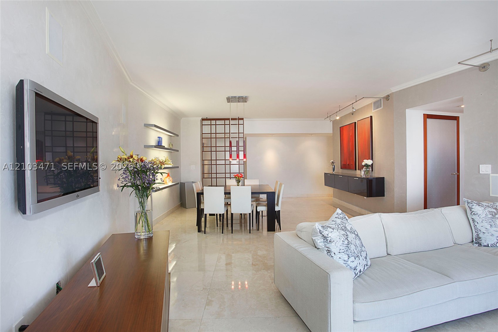 400 Alton Rd #811, Miami Beach FL 33139