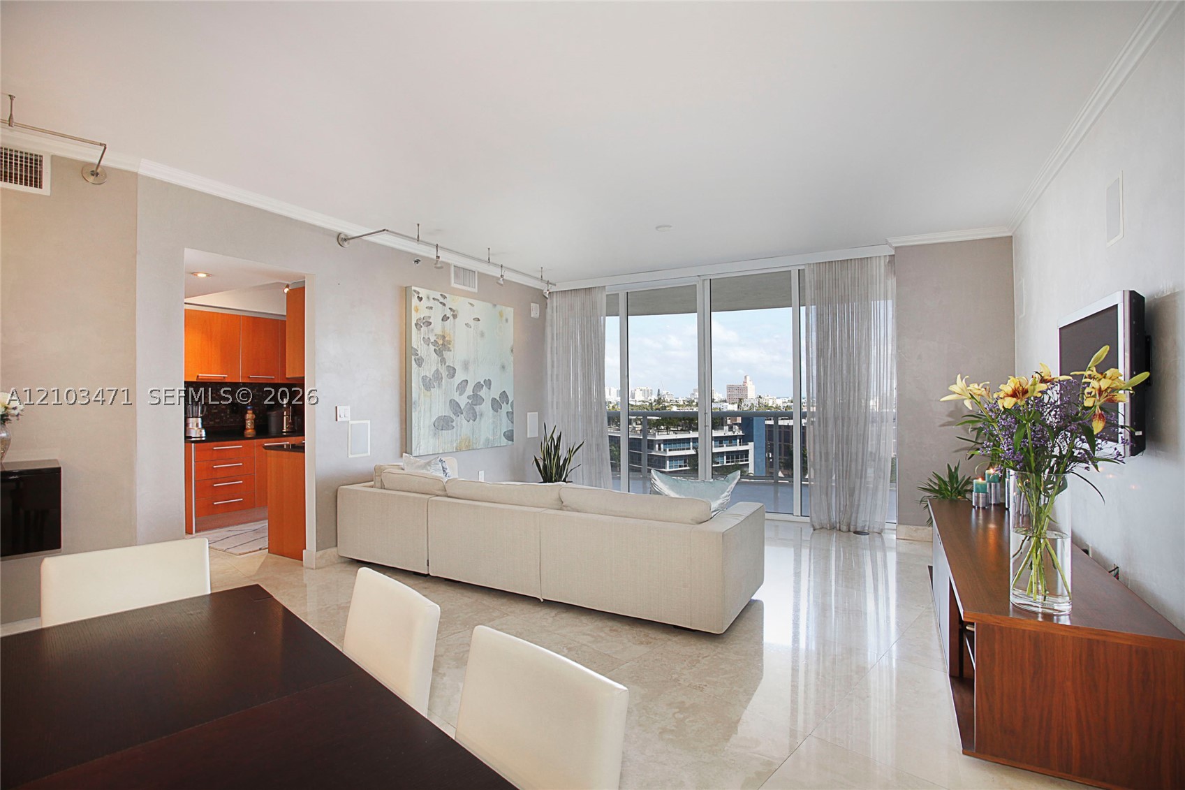 400 Alton Rd #811, Miami Beach FL 33139