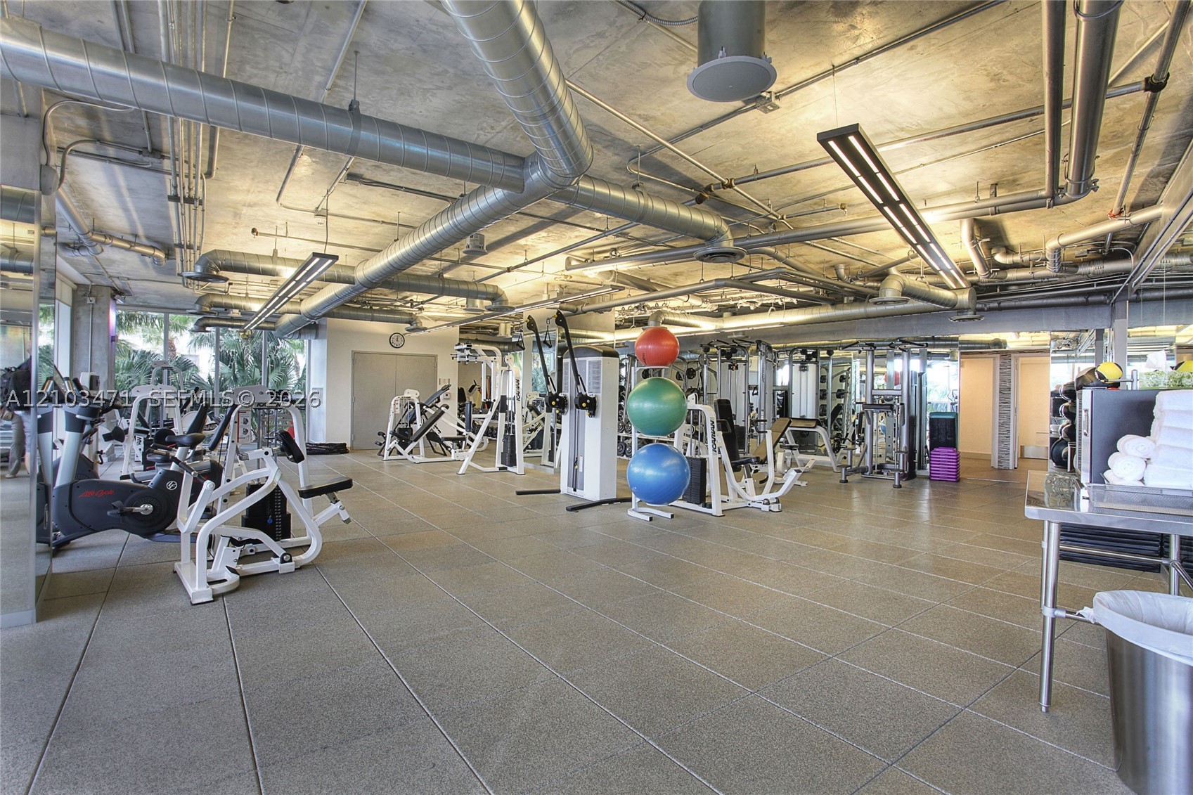 400 Alton Rd #811, Miami Beach FL 33139