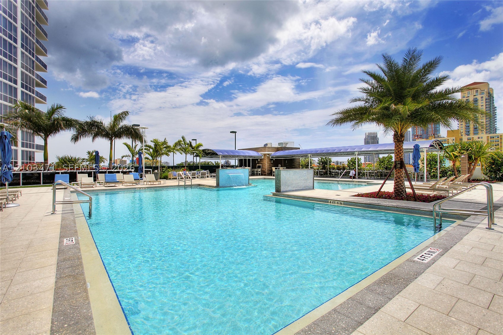 400 Alton Rd #811, Miami Beach FL 33139