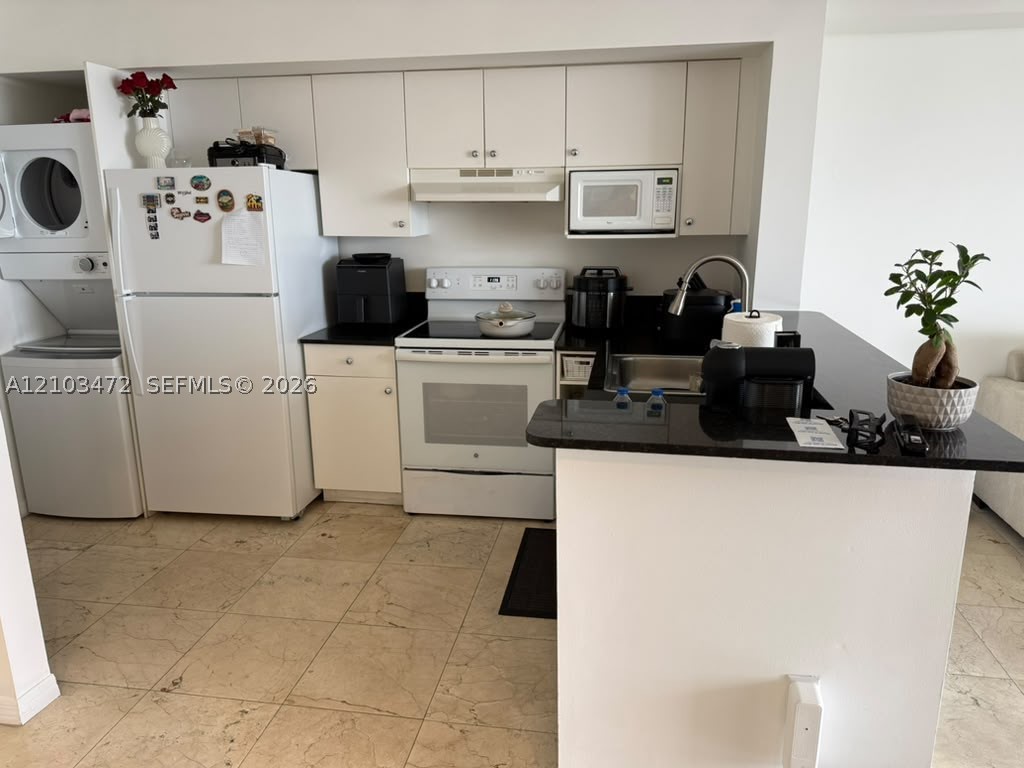 5085 NW 7th St #PH3 (1603), Miami FL 33126