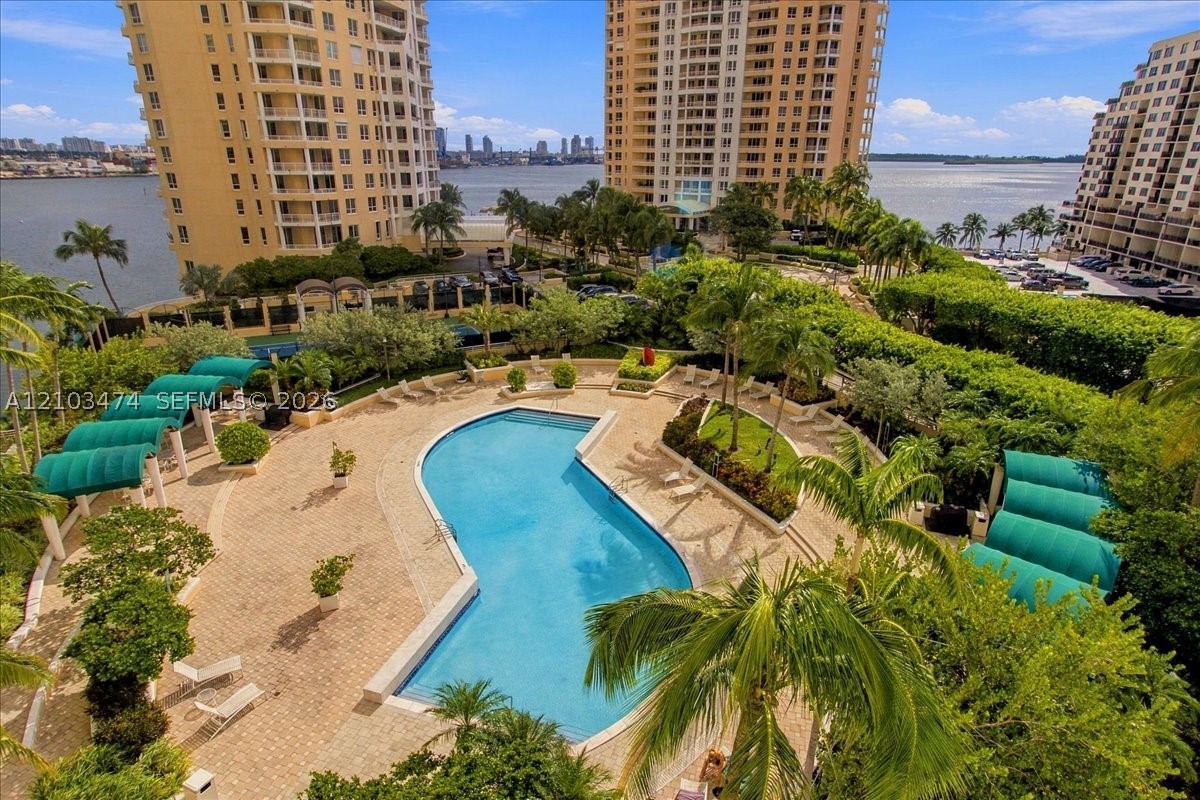 888 Brickell Key Dr #1005, Miami FL 33131