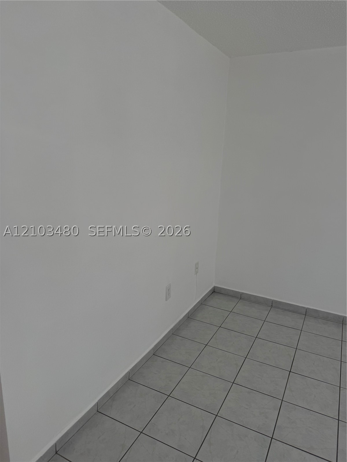 5055 NW 7th St #604, Miami FL 33126