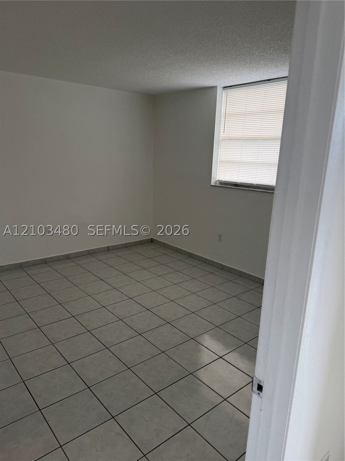 5055 NW 7th St #604, Miami FL 33126