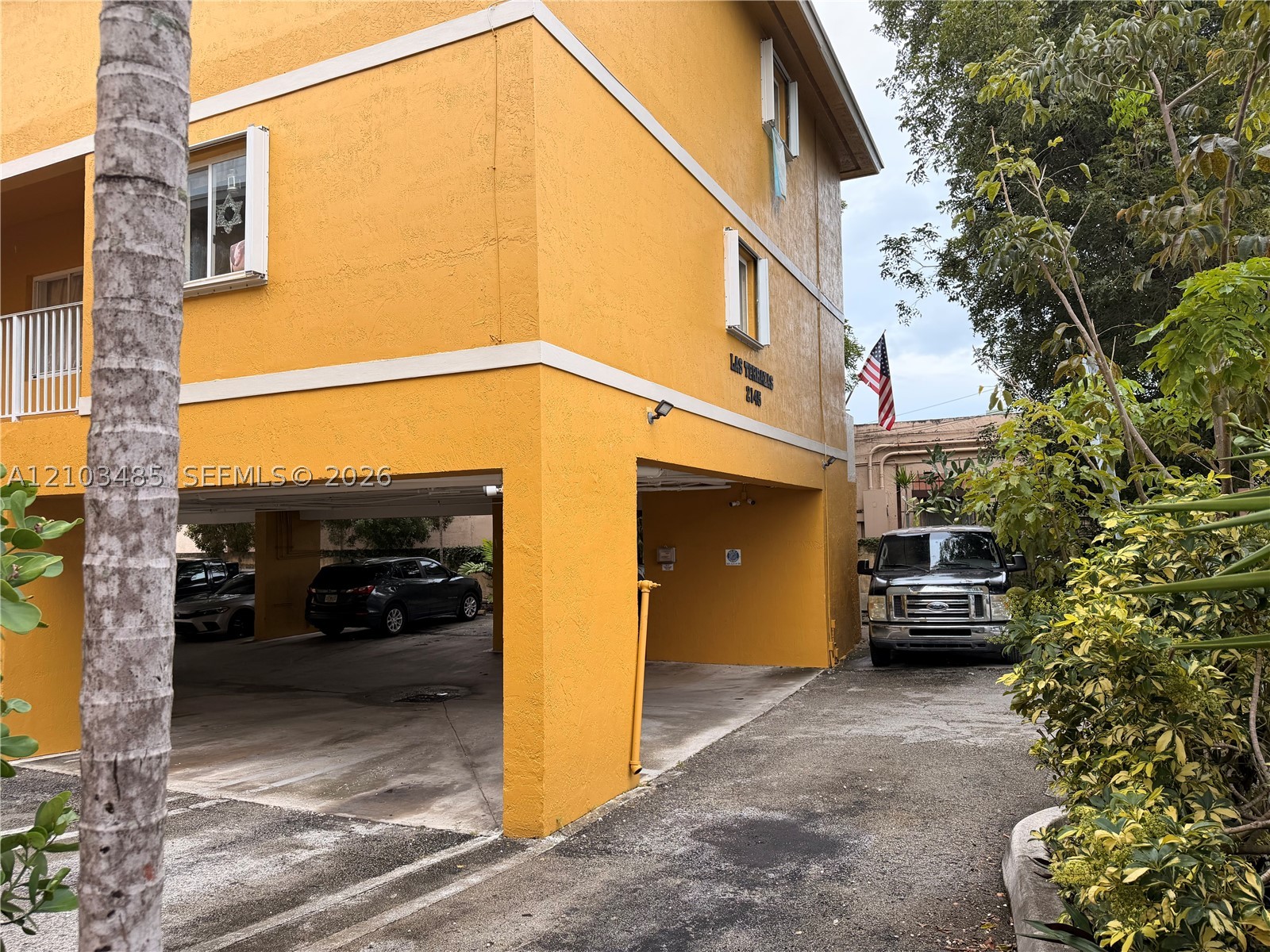2145 NW 19th Ter #207, Miami FL 33125