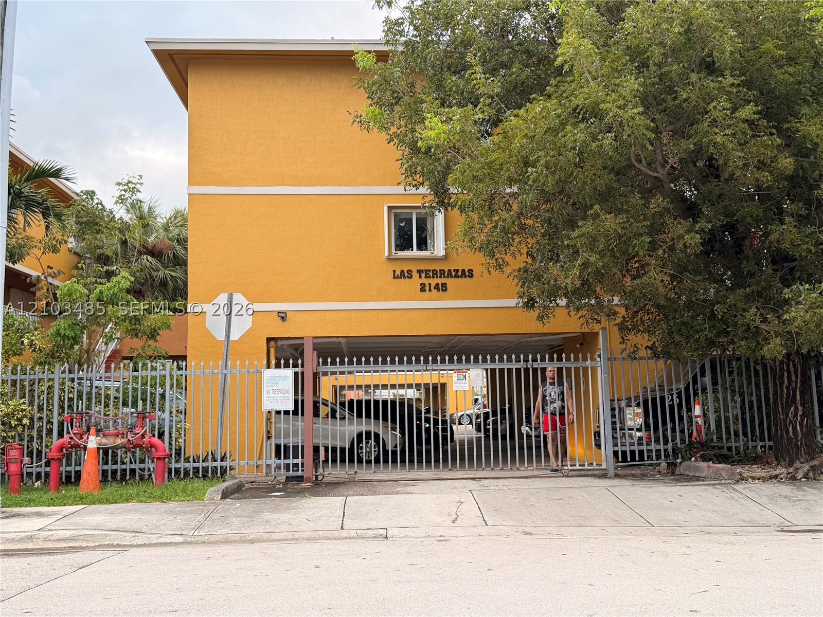 2145 NW 19th Ter #207, Miami FL 33125