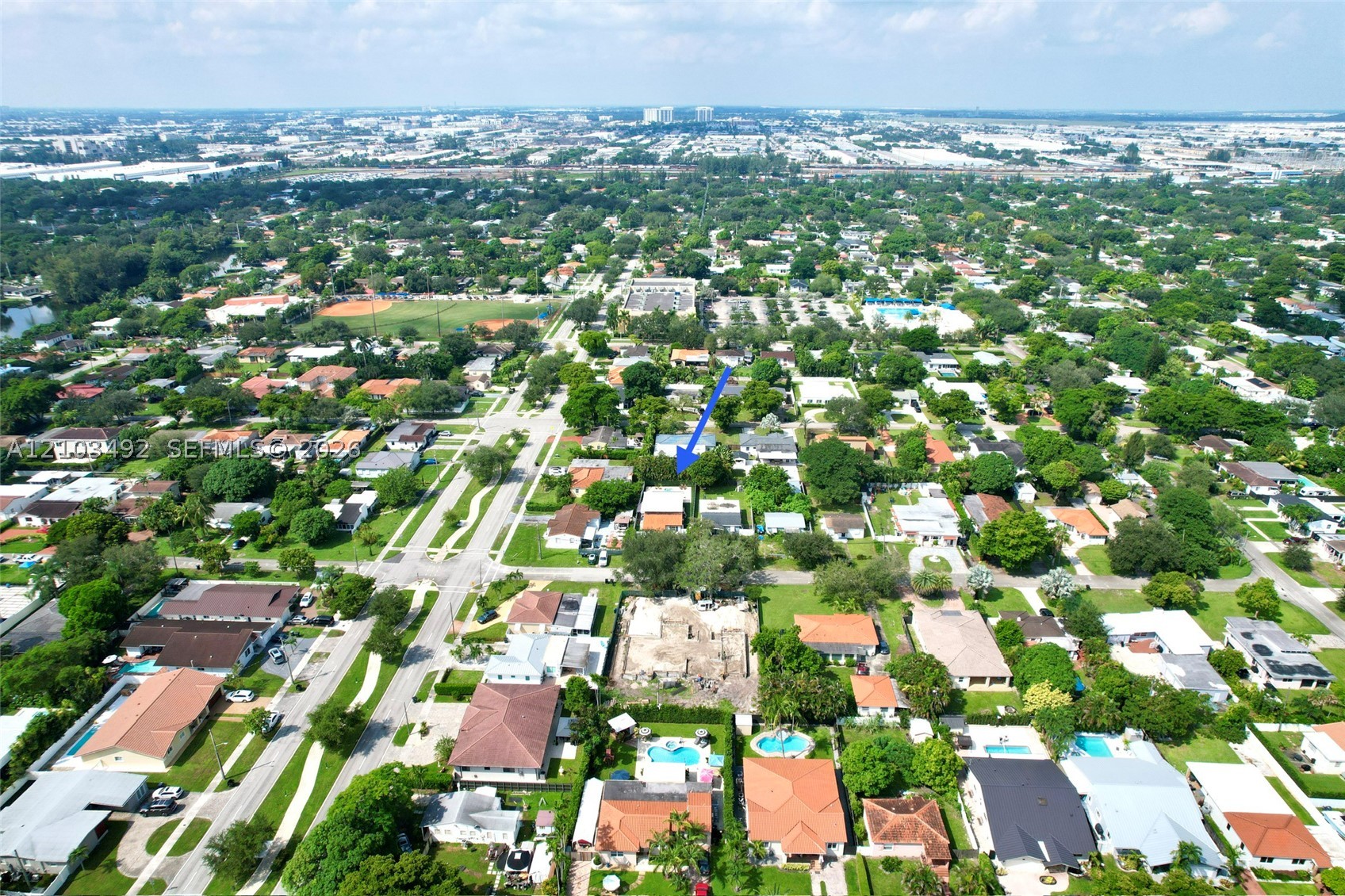 208 Iroquois St, Miami Springs FL 33166