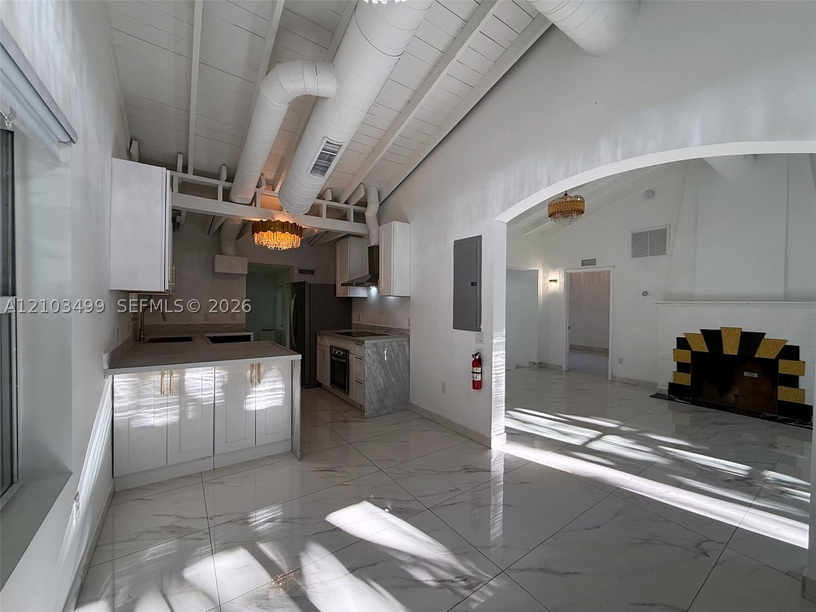 719 Lenox Ave, Miami Beach FL 33139