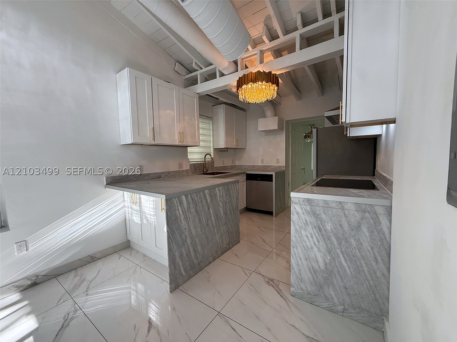 719 Lenox Ave, Miami Beach FL 33139