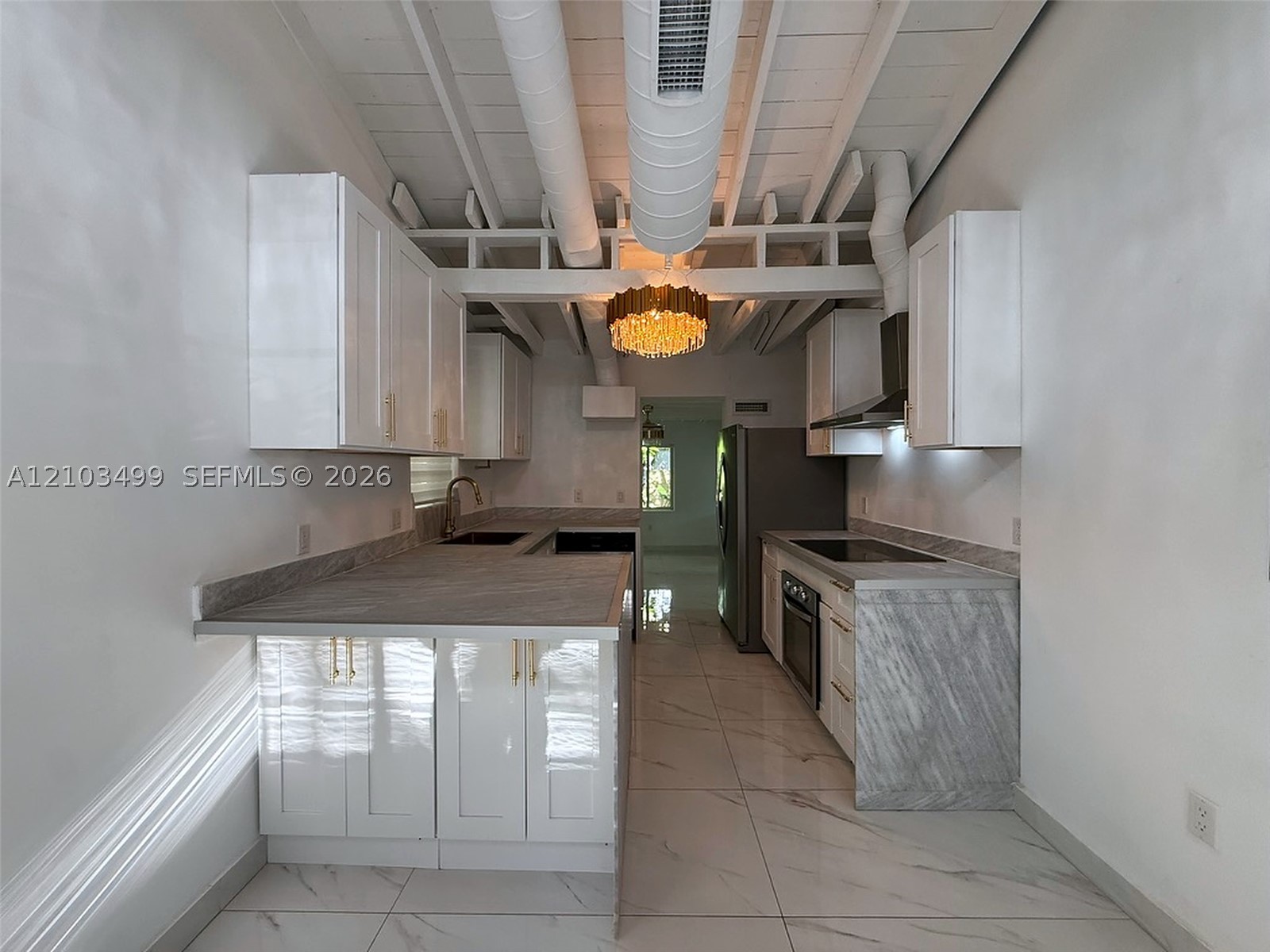 719 Lenox Ave, Miami Beach FL 33139