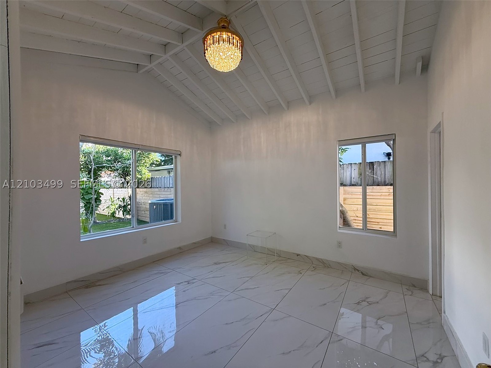 719 Lenox Ave, Miami Beach FL 33139