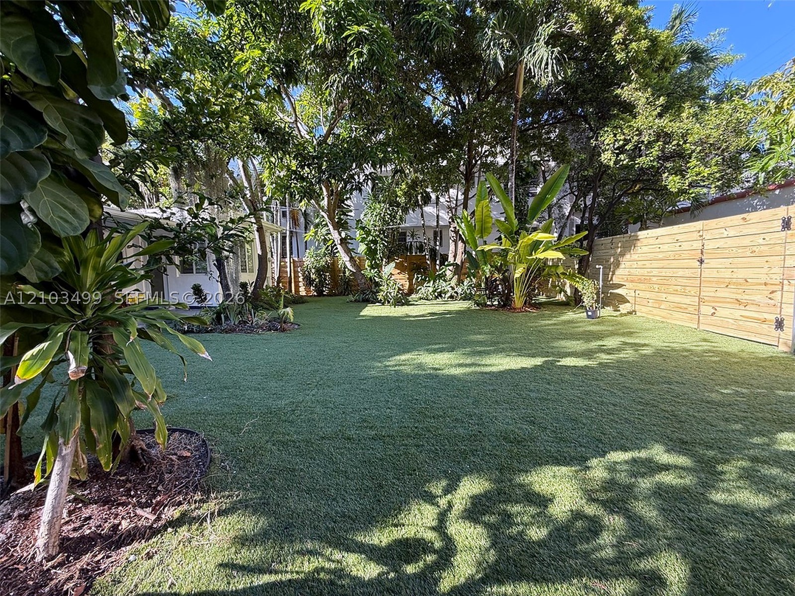 719 Lenox Ave, Miami Beach FL 33139