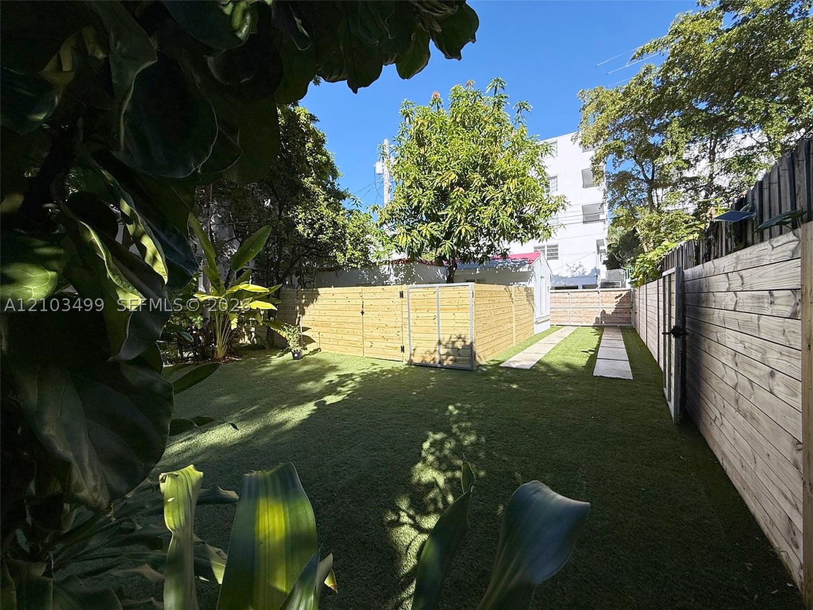 719 Lenox Ave, Miami Beach FL 33139