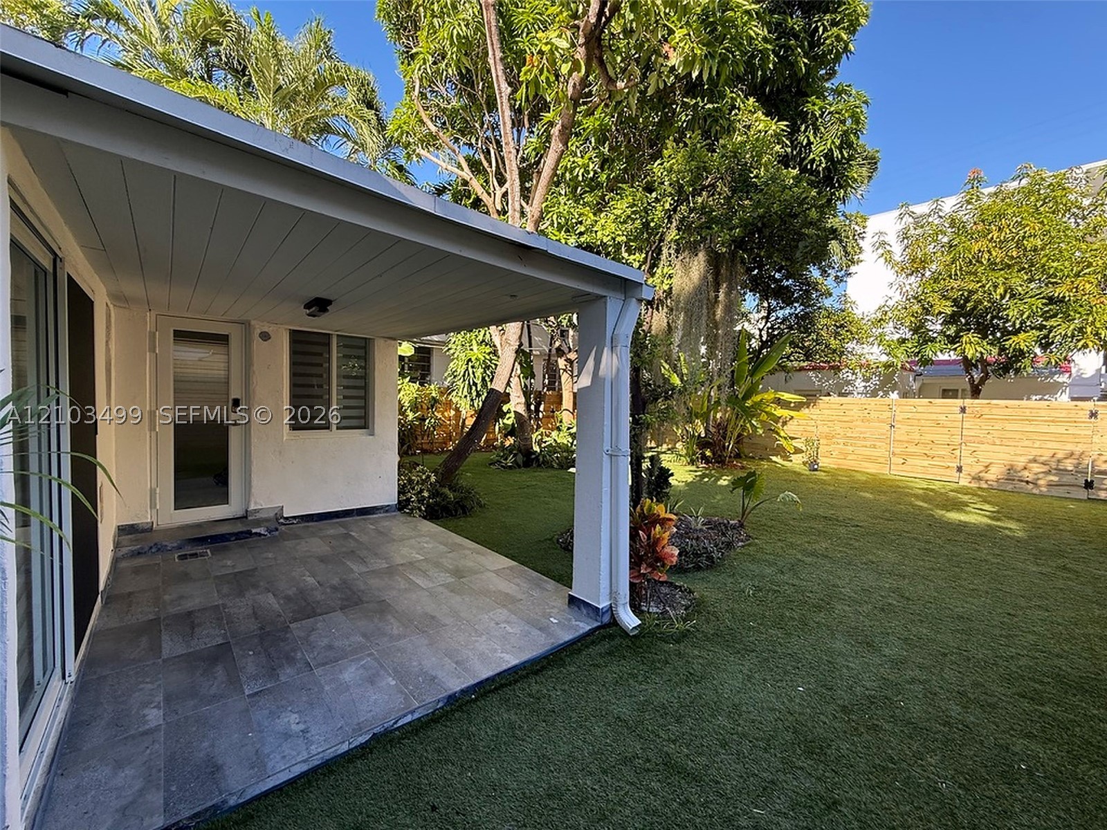 719 Lenox Ave, Miami Beach FL 33139