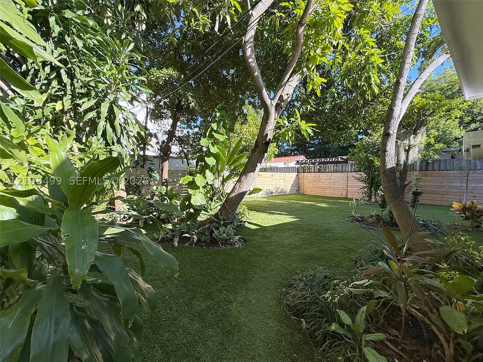 719 Lenox Ave, Miami Beach FL 33139