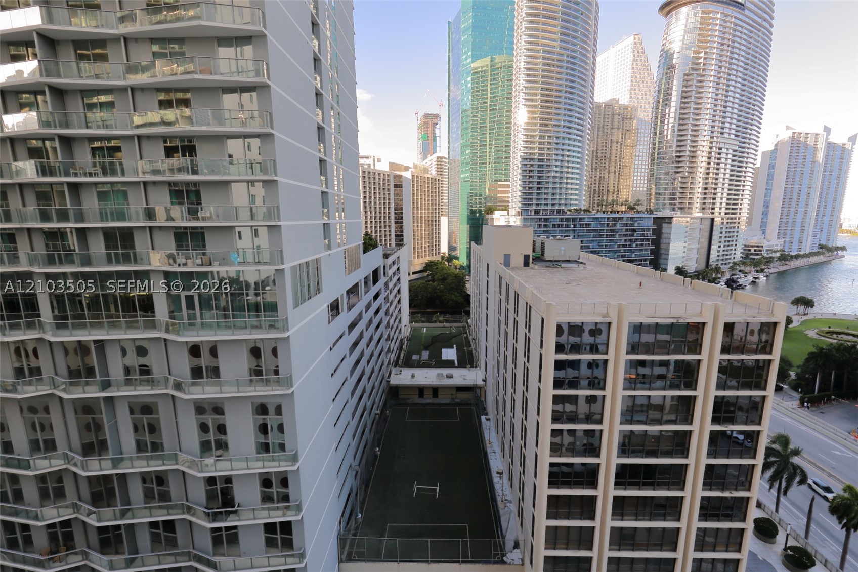 500 Brickell Ave #1607, Miami FL 33131