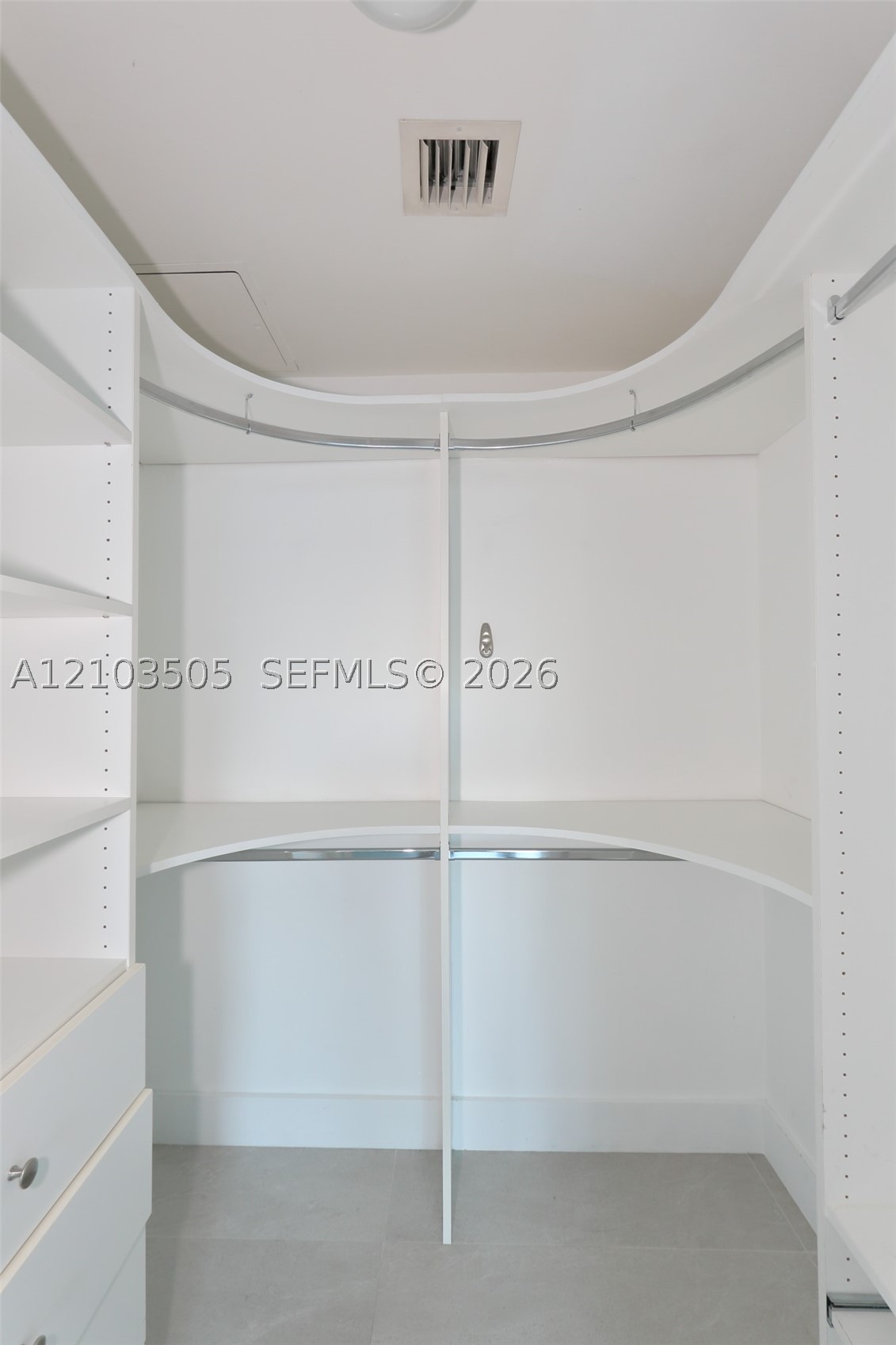500 Brickell Ave #1607, Miami FL 33131