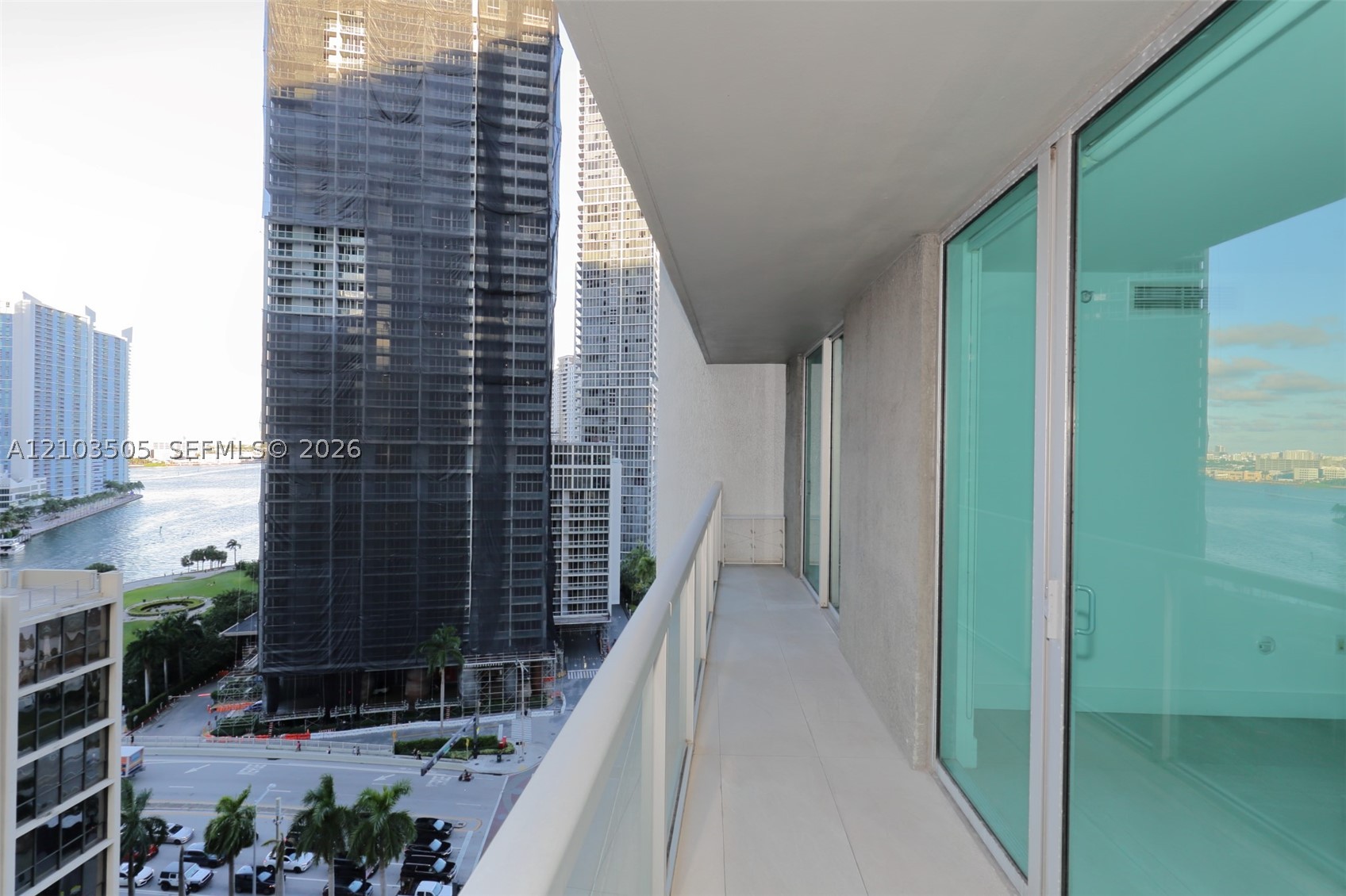 500 Brickell Ave #1607, Miami FL 33131