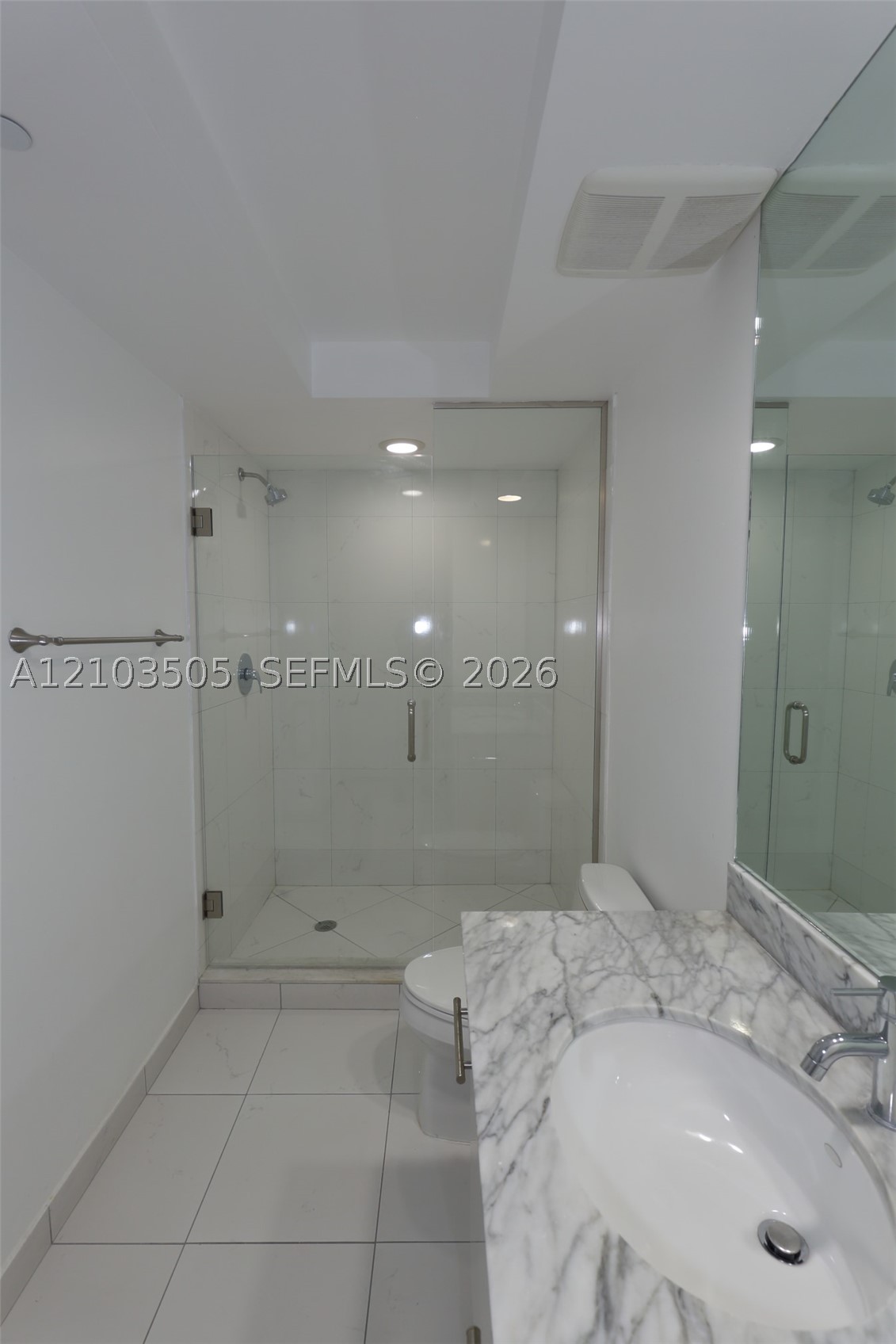 500 Brickell Ave #1607, Miami FL 33131