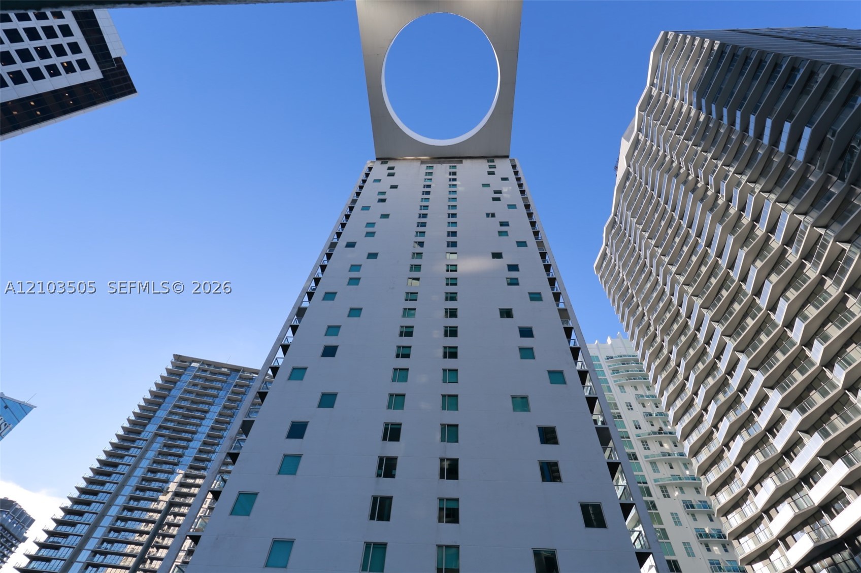500 Brickell Ave #1607, Miami FL 33131