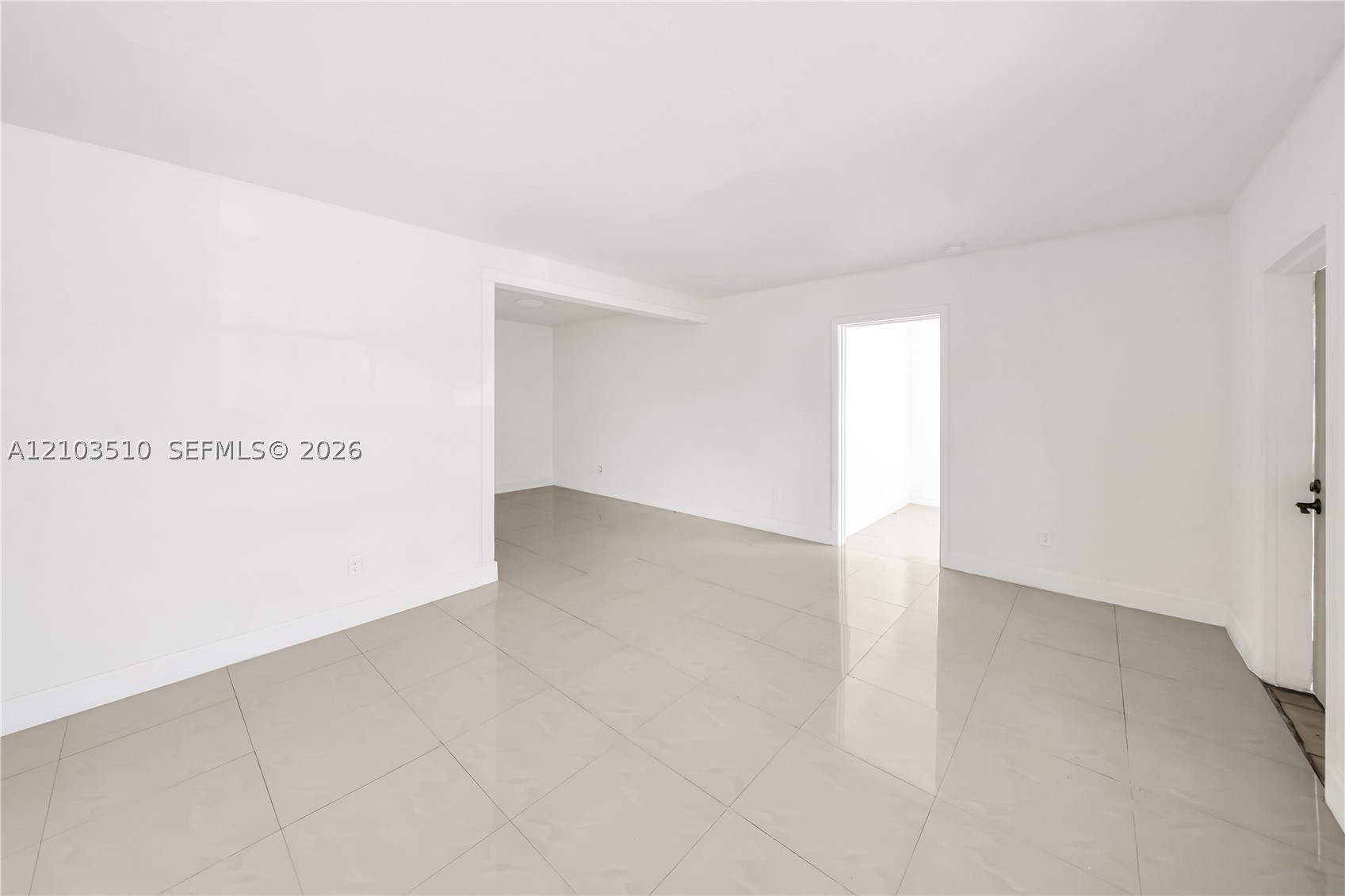 3694 NW 19th St, Miami FL 33125
