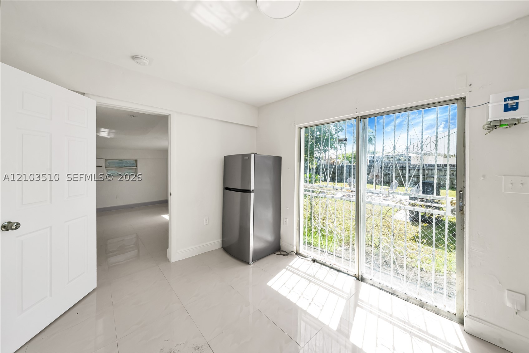 3694 NW 19th St, Miami FL 33125