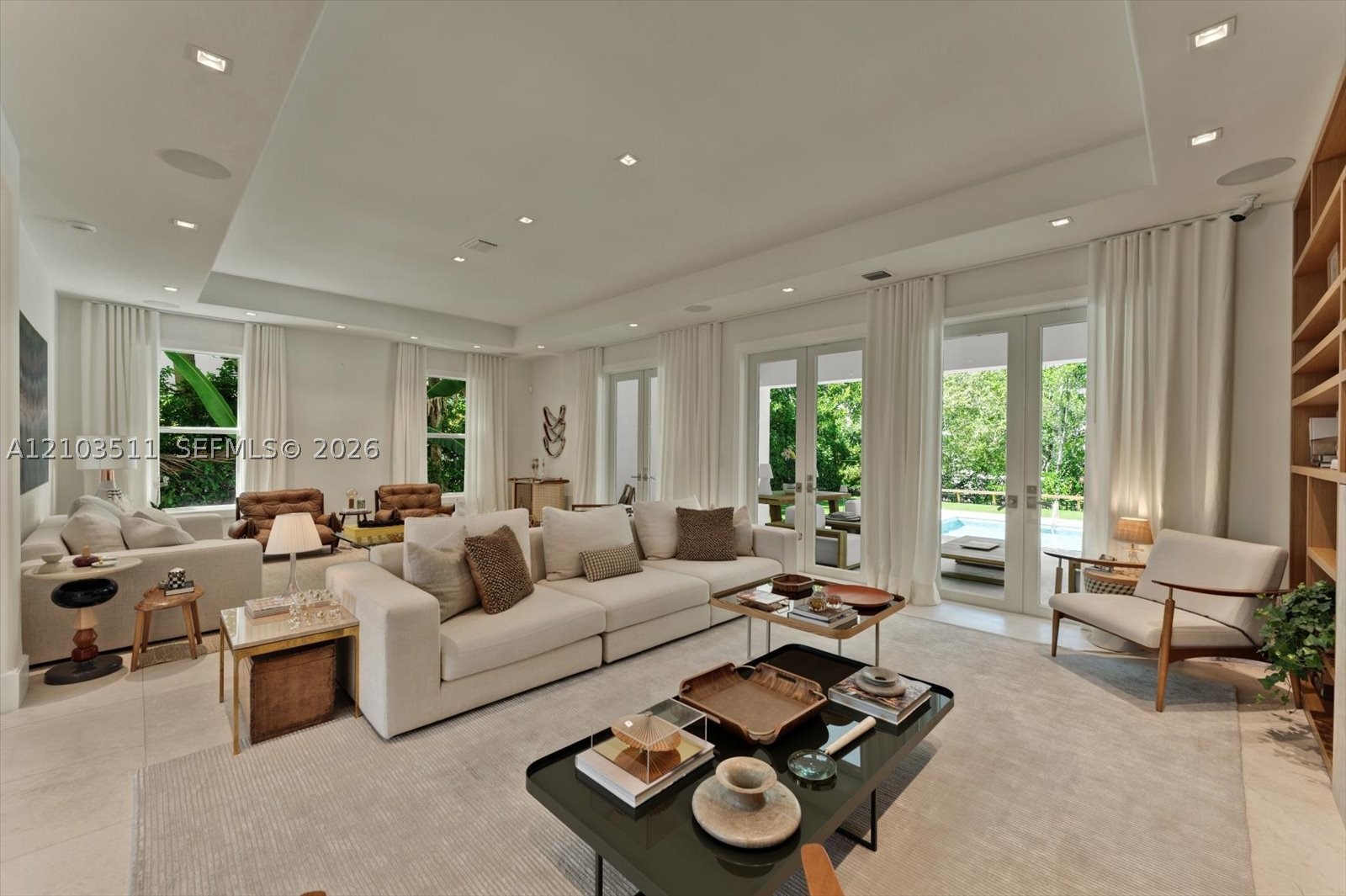 119 Paloma Dr, Coral Gables FL 33143