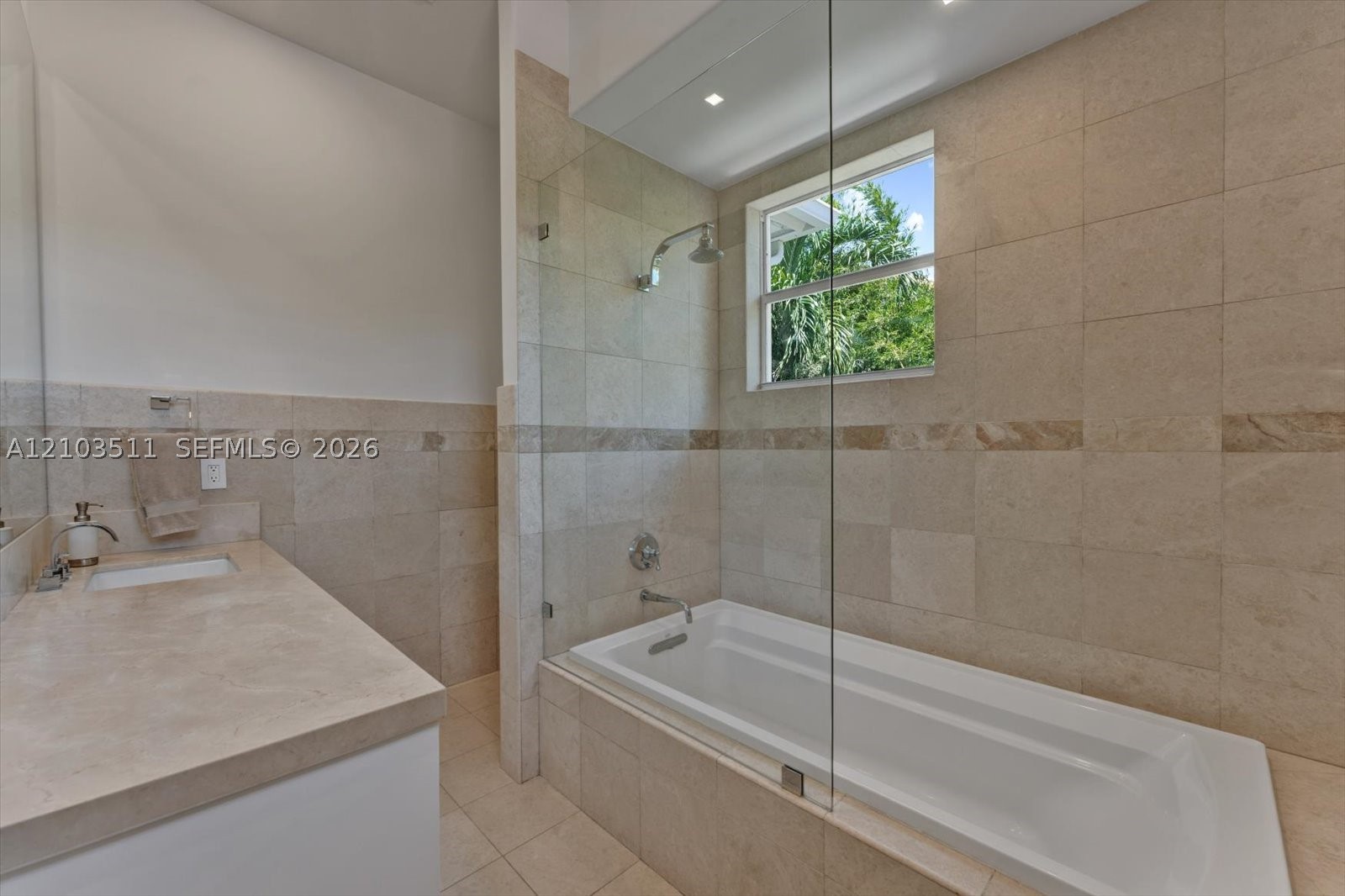 119 Paloma Dr, Coral Gables FL 33143