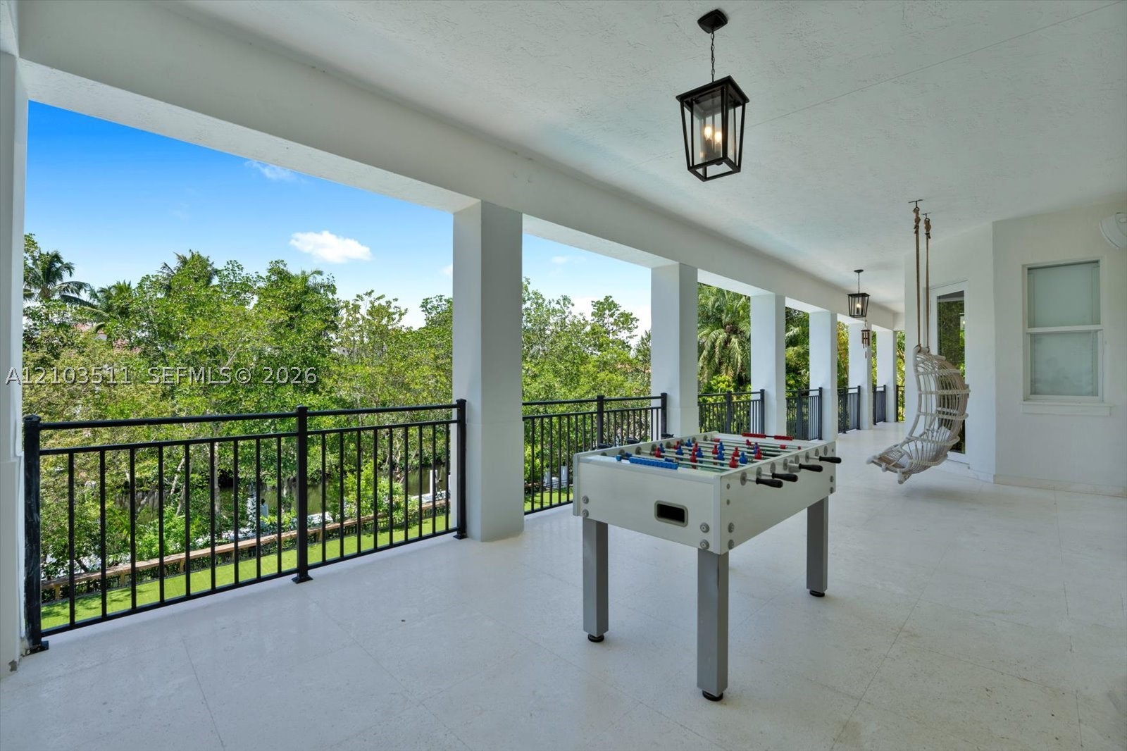 119 Paloma Dr, Coral Gables FL 33143