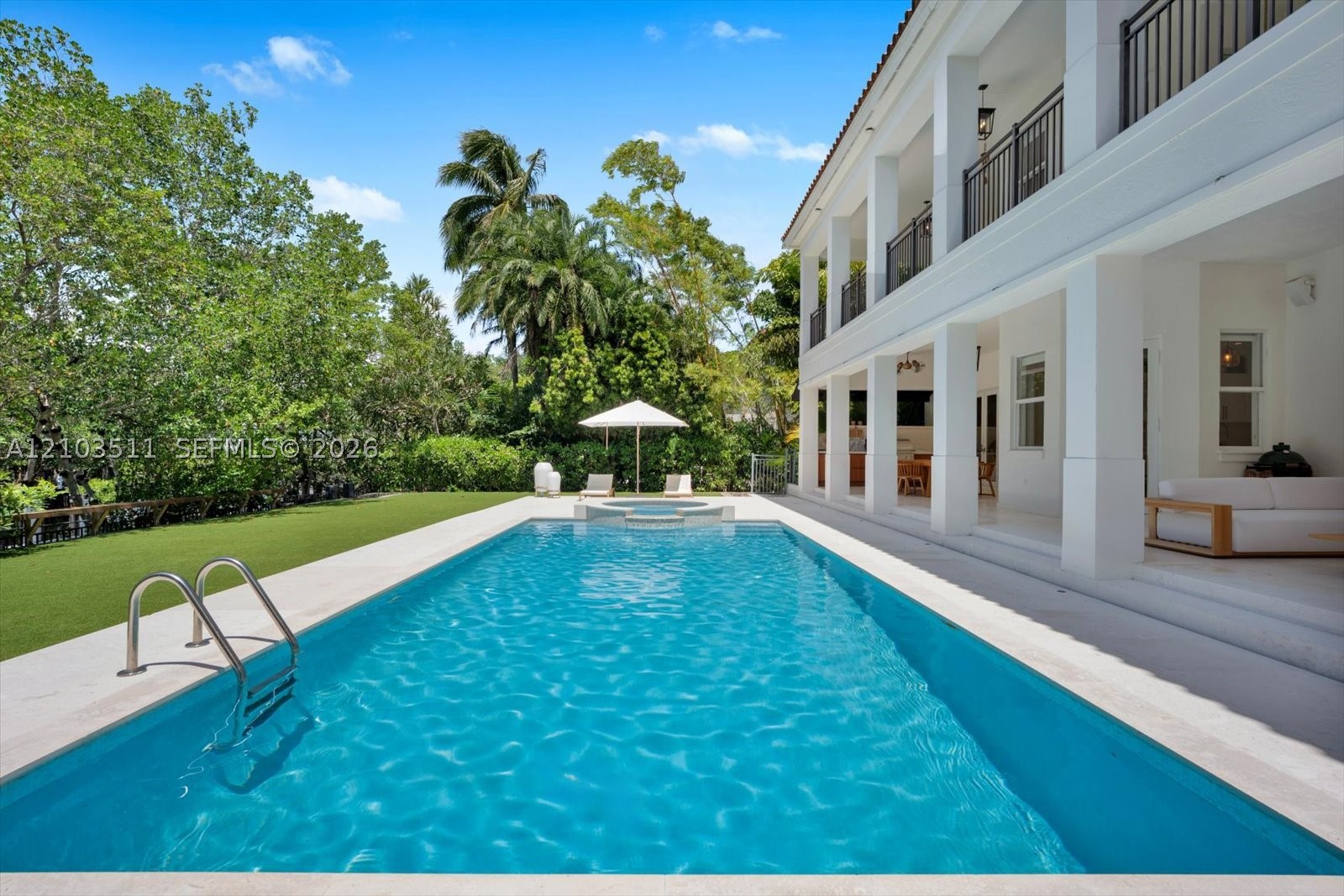 119 Paloma Dr, Coral Gables FL 33143