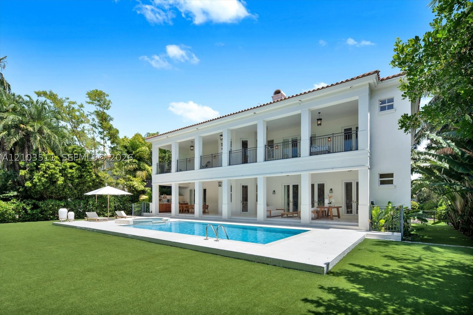 119 Paloma Dr, Coral Gables FL 33143