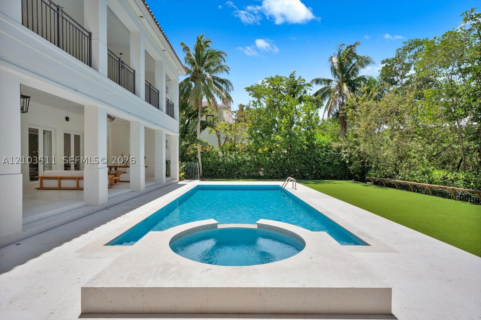 119 Paloma Dr, Coral Gables FL 33143