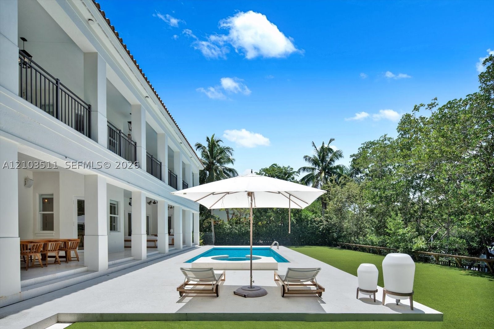 119 Paloma Dr, Coral Gables FL 33143